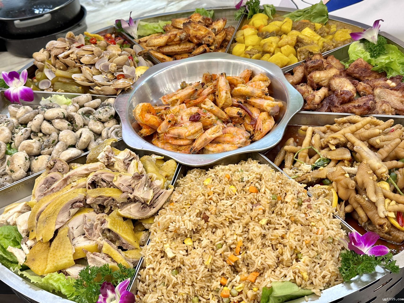 开云体育最新下载软件,带你进行一场夏日狂欢(图6) 开云体育最新下载软件,带你进行一场夏日狂欢(图6)