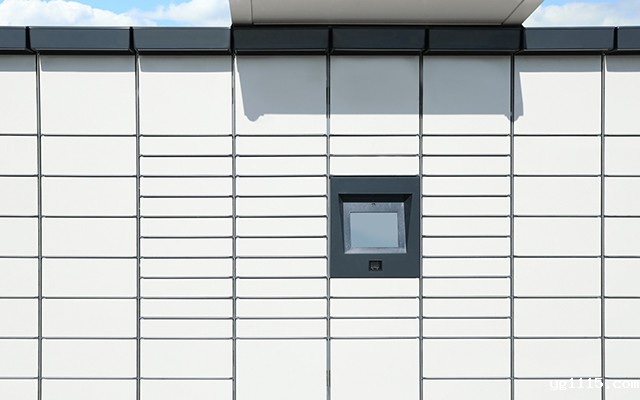 智能快递柜中的嵌入式一体机解决方案